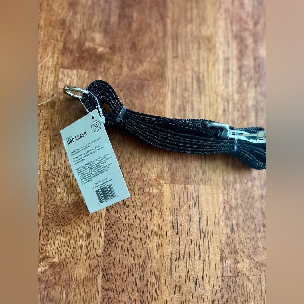 Martha Stewart 5' Nylon Dog Leash Black - Picture 2 of 3